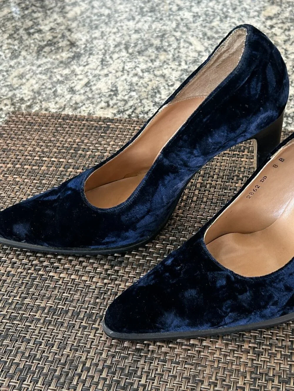 Navy Blue Velvet Pointed Toe Heels | Women's Size 8 | EXCELLENT CONDITION